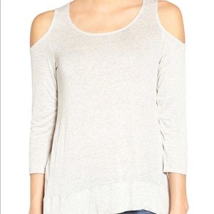 Splendid Cold Shoulder Top size M